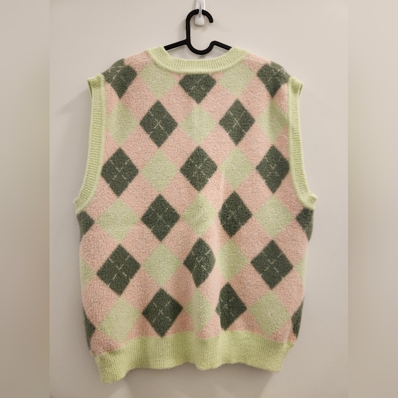 EUC Zara sweater vest - Picture 2 of 3